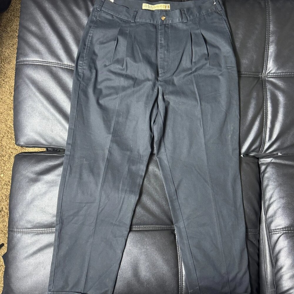 NWT Cabela's Casuals Men's Chino Pants Black Cotton Pleated Wrinkle Free W40 L32
